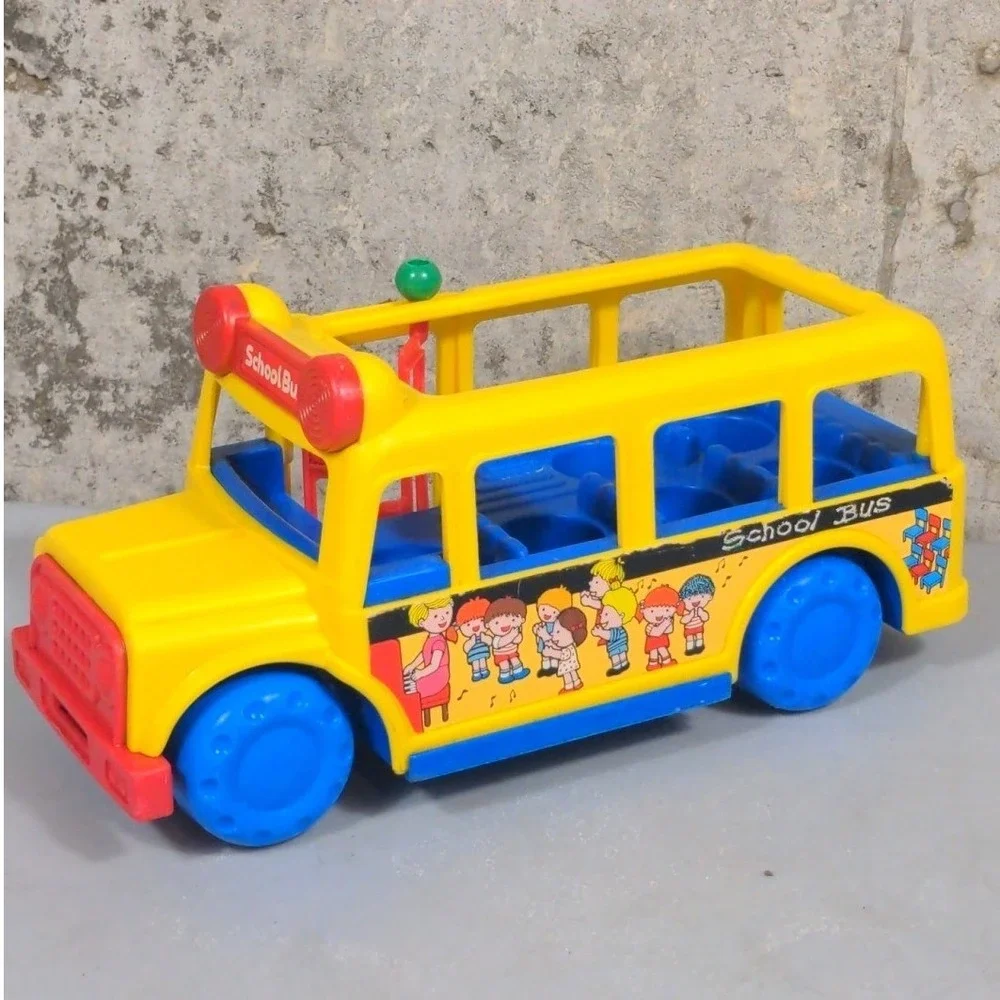 VTG 1980s Li'l Playmates Musical School Bus Yellow Toy Kids Graphic‎ 80s